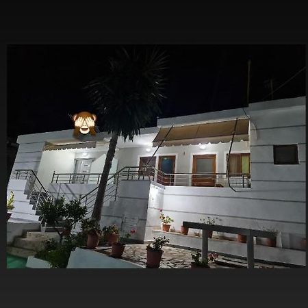 Villa Gezimi Ksamil Luaran gambar