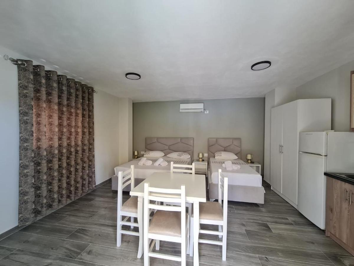 Villa Gezimi Ksamil Luaran gambar