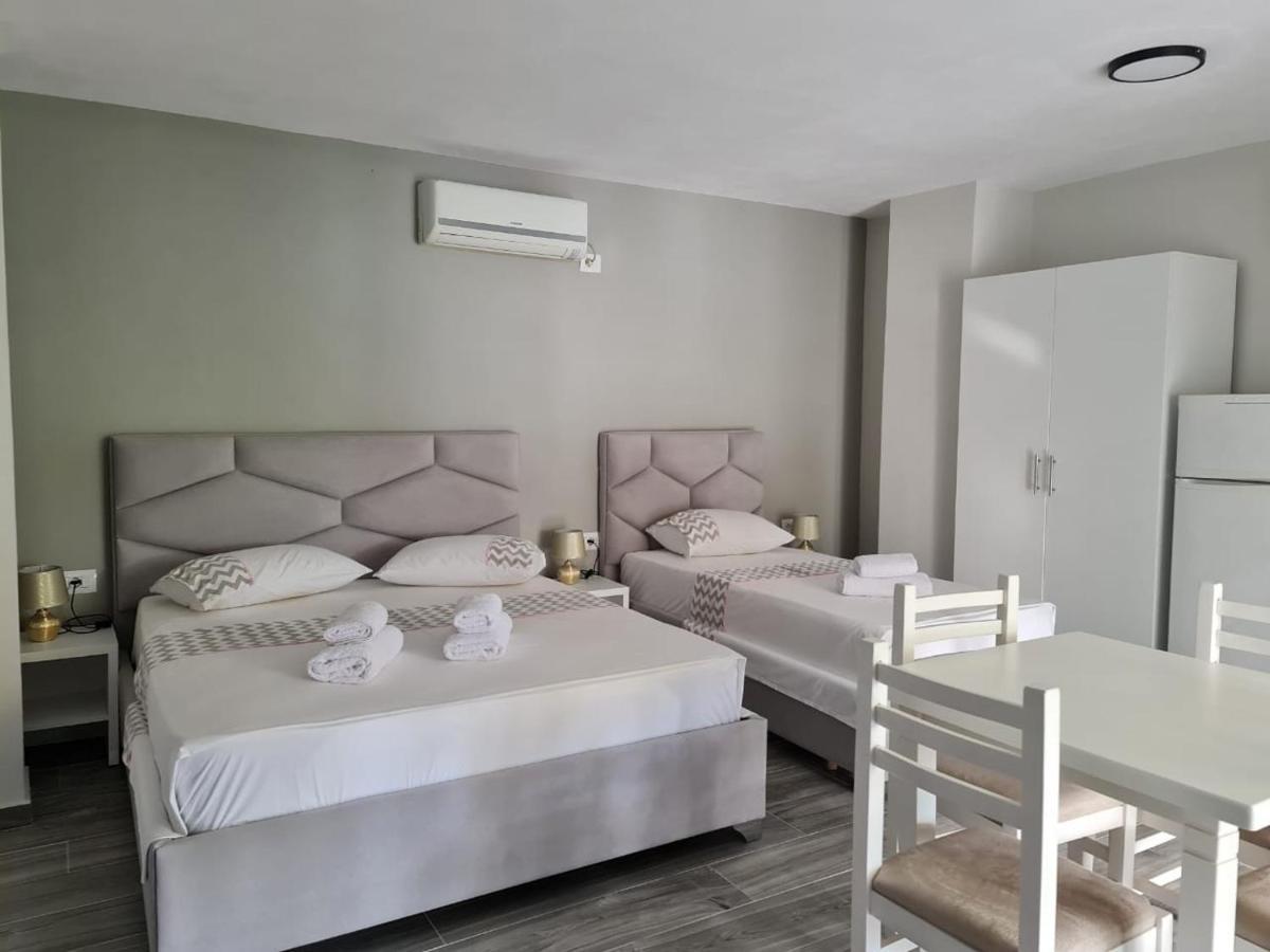 Villa Gezimi Ksamil Luaran gambar