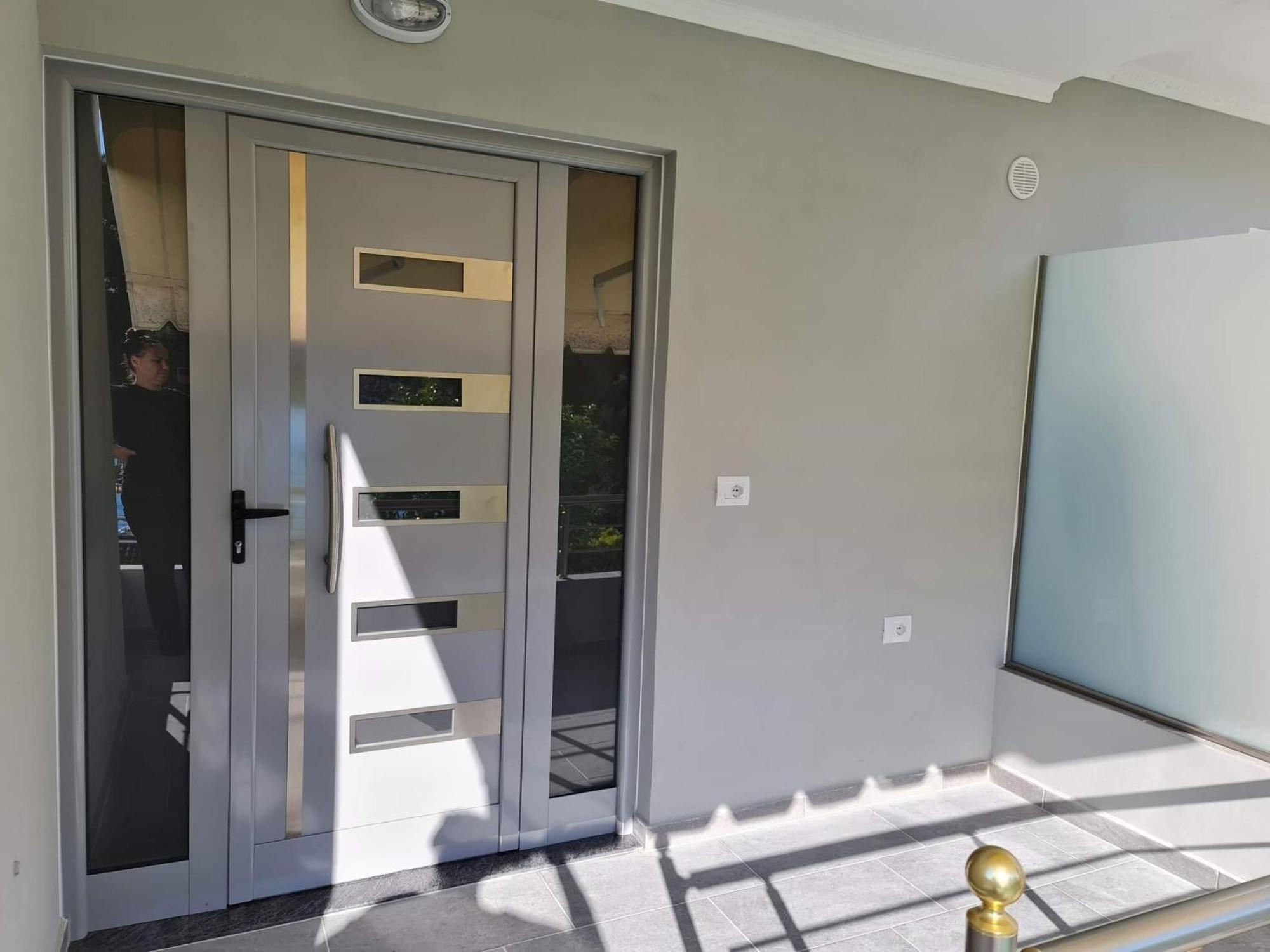 Villa Gezimi Ksamil Bilik gambar